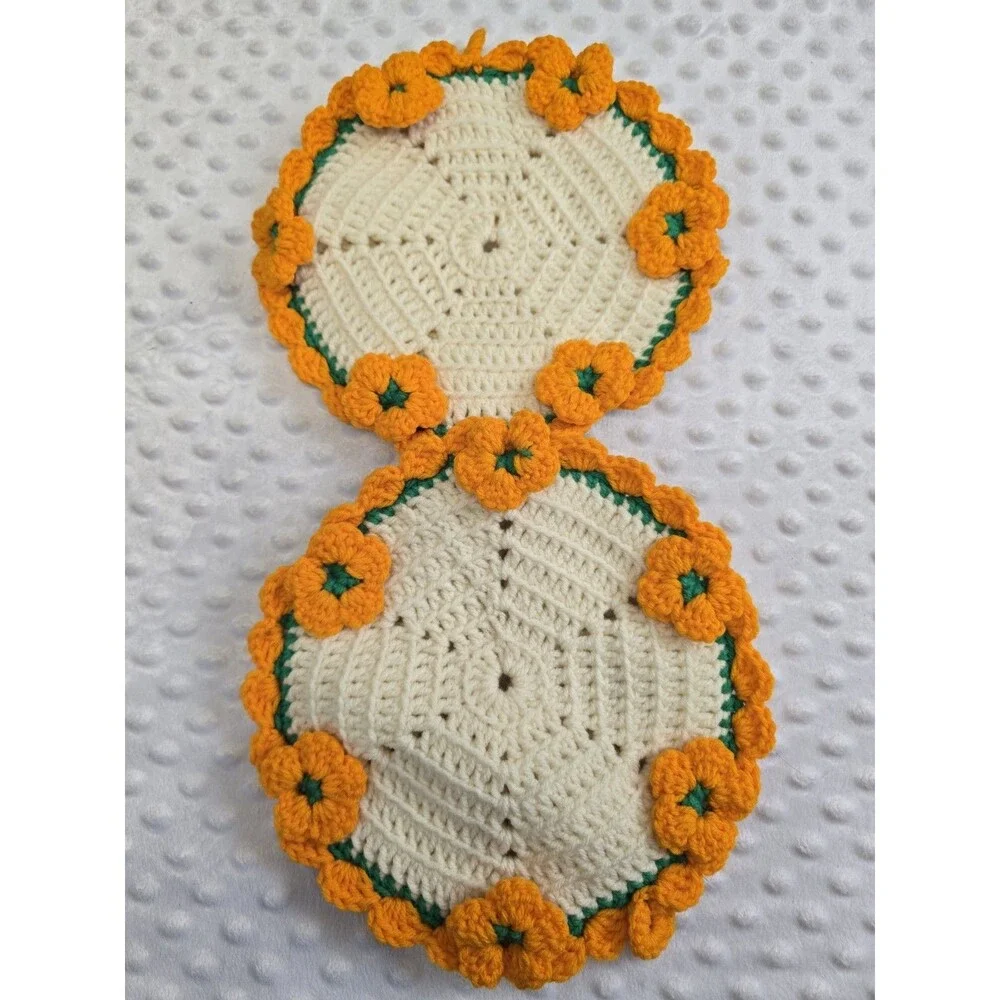 Vintage Crocheted Pot Holder Set Hot Pad Round Autumn Harvest Floral 9